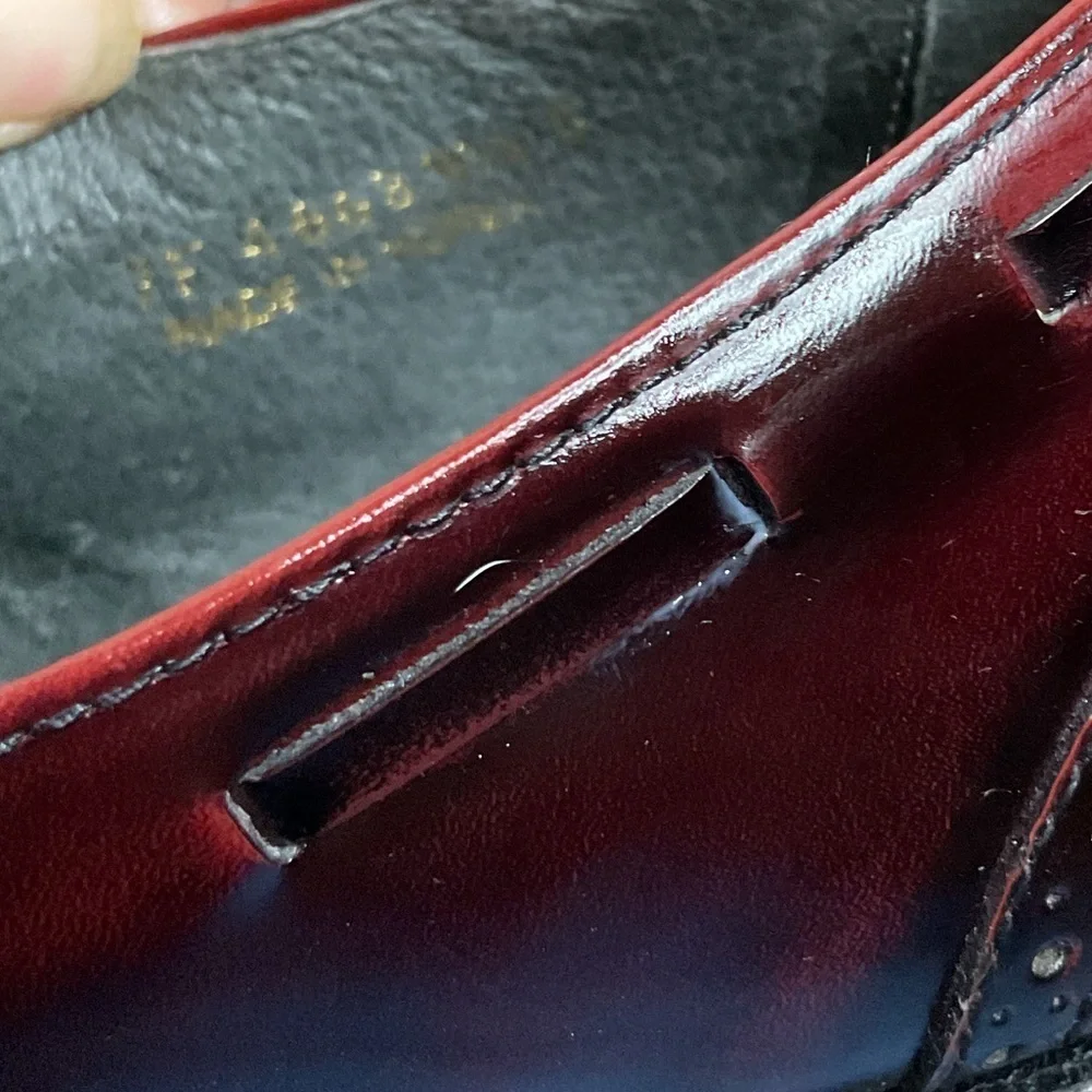Jarman Men's Burgundy Leather Tasseled loafers 9.5 D